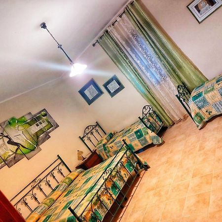 הוילה Pomarico Colledisisto Srl מראה חיצוני תמונה